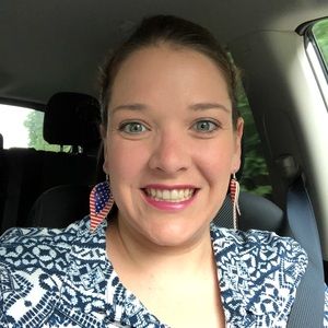 Meet your Posher, Tiffany